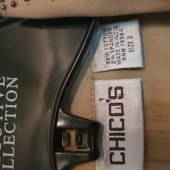 Chico's Khaki Colored Button Front Jacket With Beaded Accent Sz 2 or L/XL - Picture 7 of 11